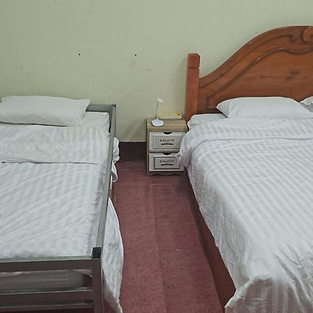 Kai Lions International Hostel Paksong Esterno foto