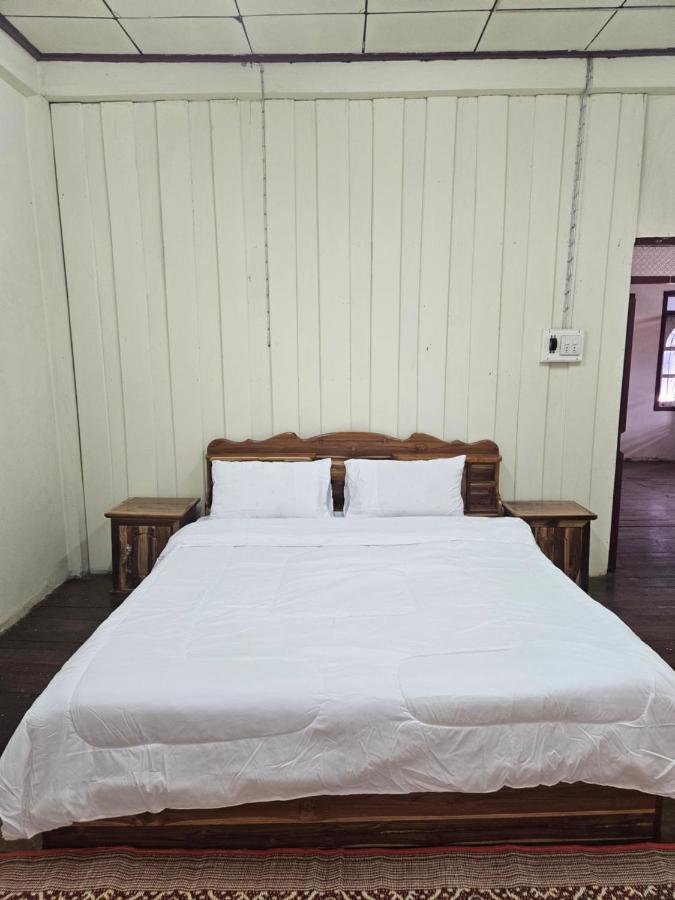 Kai Lions International Hostel Paksong Esterno foto